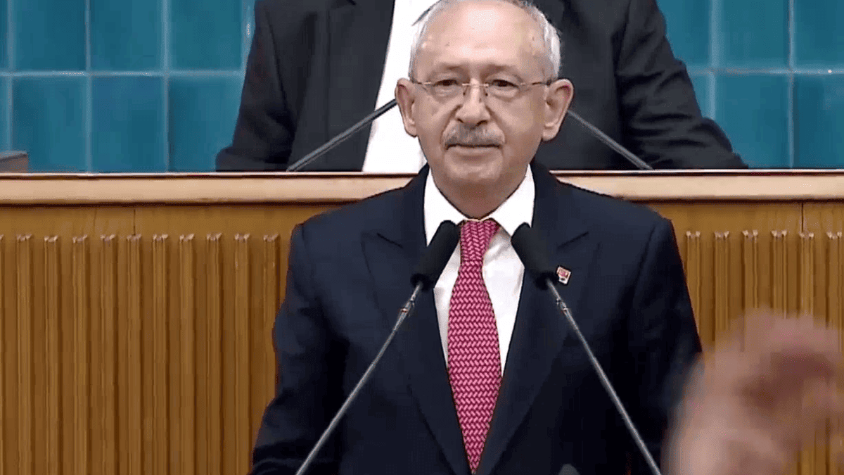 Kılıçdaroğlu kürsü