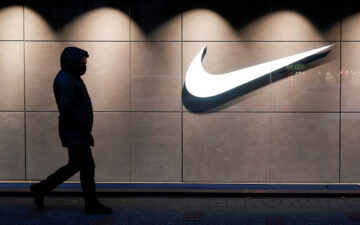 Nike S&P 100